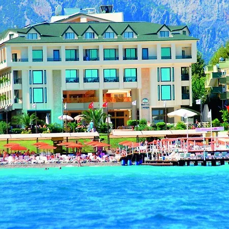 Otel Golden Lotus 4*