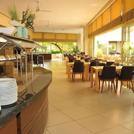 Golden Lotus Otel